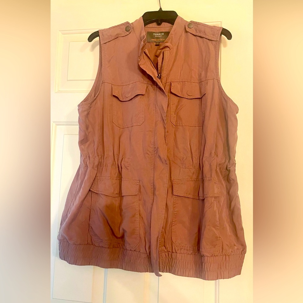 Torrid vest